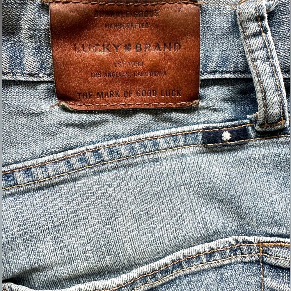 Lucky Brand Blue Straight Jeans with Vintage Faded Look - Picture 3 of 5